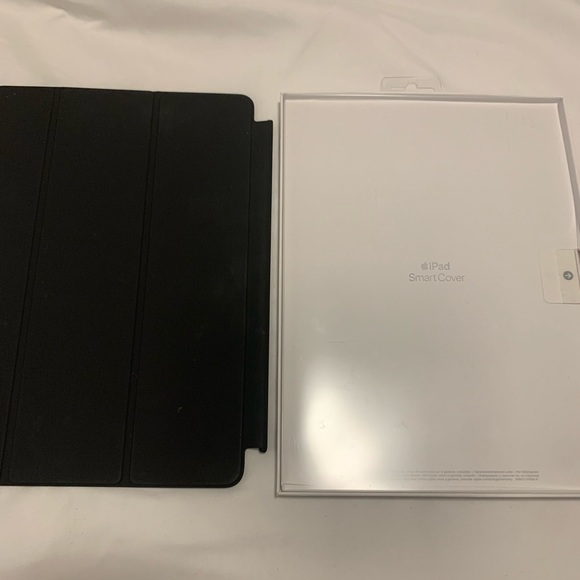 Ipad smart cover - Picture 1 of 3